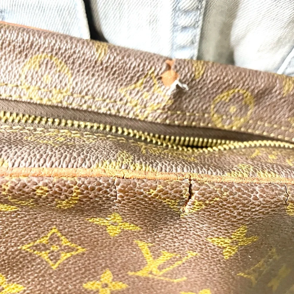 Louis Vuitton Messenger Bag 💯 Authentic! - Picture 16 of 16